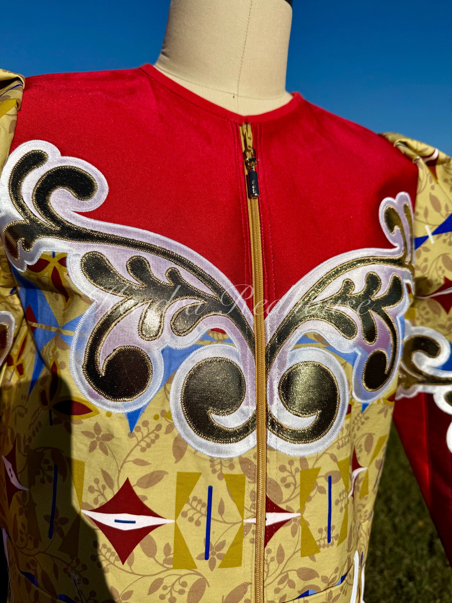 Amber gold and floral design